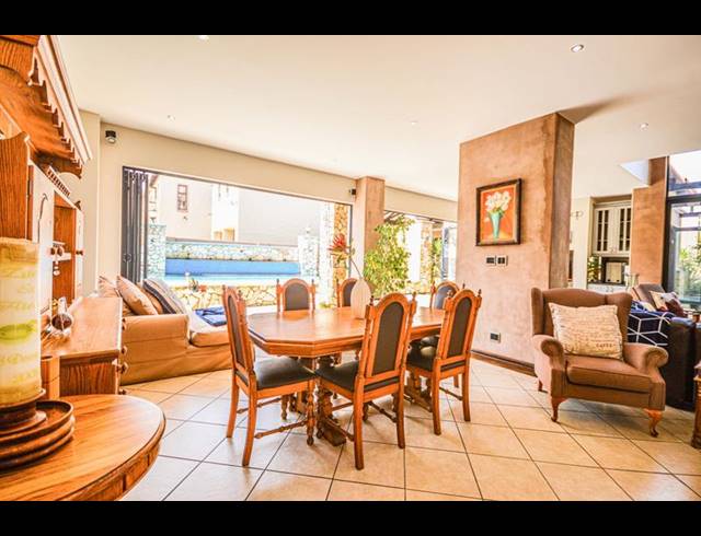 5 BEDROOM HOUSE FOR SALE IN COPPERLEAF ESTATE